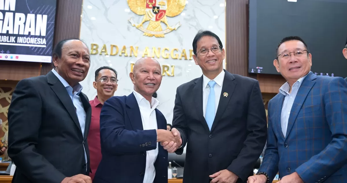 Pemerintah bersama Badan Anggaran (Banggar) DPR RI resmi menuntaskan proses Pembicaraan Tingkat I atas Rancangan Undang-Undang tentang Pertanggungjawaban atas Pelaksanaan Anggaran Pendapatan dan Belanja Negara (RUU P2 APBN) Tahun Anggaran 2025. (Dok. Biro Komunikasi dan Layanan Informasi Kementerian Keuangan)