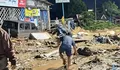 Hujan Deras Picu Banjir Bandang di Arosuka, Petugas Masih Lakukan Evakuasi dan Pendataan