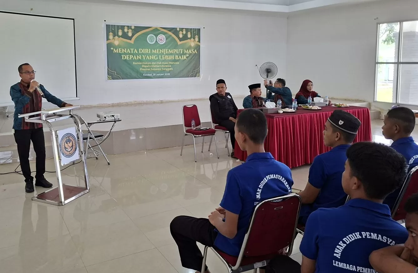 Ketua Komisi Hukum dan HAM MUI Sultra Dr Fahmi Jambak saat membuka kegiatan penyuluhan agama di Lapas Anak, Rabu (28/1/2026). 