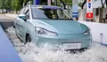 Ternyata Seperti Ini Cara Merawat Mobil Listrik Anti Konslet Saat Musim Hujan dan Banjir