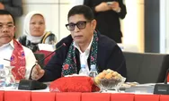 Guru Swasta Bertahan dengan Gaji Terbatas, DPR Minta Kebijakan Dibenahi
