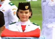 Kisah Celina Olivia Apriani Theo: Siswi SMKN 5 Pontianak Pembawa Baki Sang Merah Putih di Istana Merdeka, Mewakili Kalbar di HUT ke-81 RI