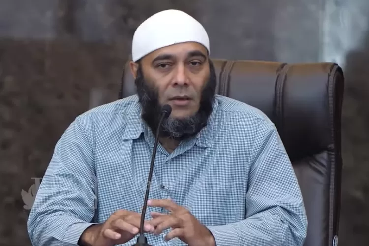 Cara Mengobati Katarak ala dr Zaidul Akbar (Tangkapan Layar YouTube dr Zaidul Akbar Official)