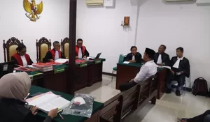 Beli Sabu Rp500 Ribu untuk Dijual Lagi, Terdakwa di Surabaya Dituntut 3 Tahun Penjara