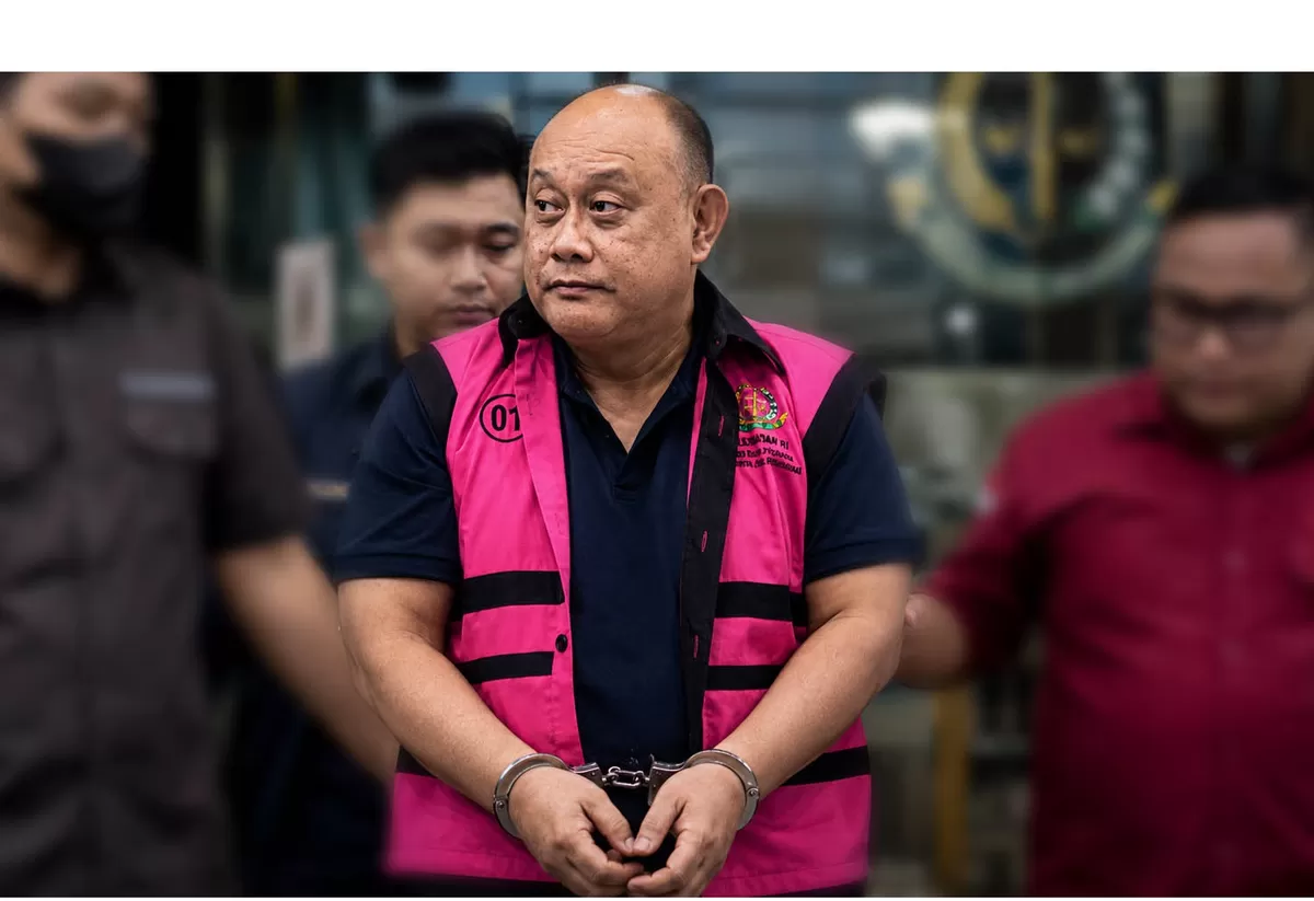 Mantan Kepala BGN Dadan Hindayana saat di tahan pihak Kejagung. 