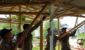 Beres di Cisarua, Giliran PKL Pasar Parung-Gunung Sindur Dibongkar