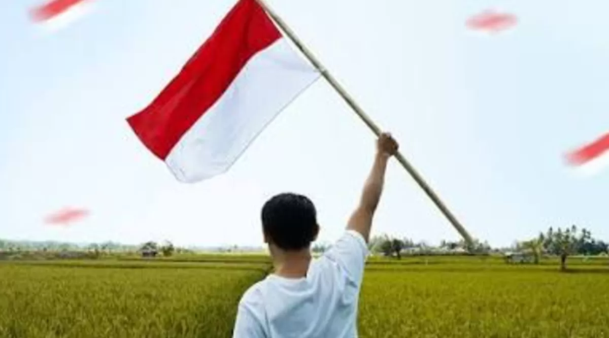 Ilustrasi pengibaran bendera Merah Putih jelang perayaan HUT Kemerdekaan RI yang wajib dipasang tiap tanggal 17 Agustus (Instagram/abdinegaraofficial)