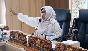 Aning Rahmawati: Komunikasi PJT-PDAM Buruk, Warga Surabaya Jadi Korban