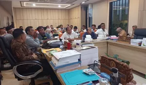 Sungai atau Saluran? Beda Pemahaman Warnai RDP Komisi C dan PT Taman Timur