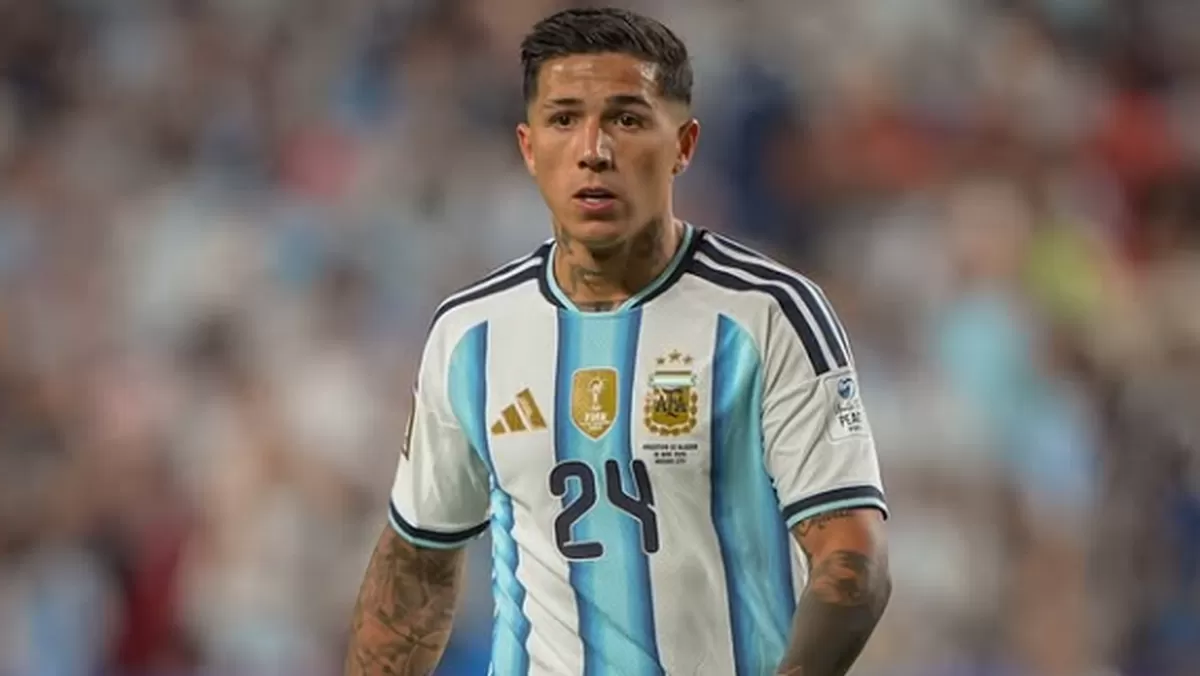 Enzo Fernandez tetap bangga membela Argentina usai kalah di final Piala Dunia 2026 dan berjanji terus memberikan yang terbaik untuk Albiceleste. (Instagram @enzojfernandez)