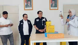 Limbah B3 Viral di Exit Tol Tambak Sumur, William Wirakusuma: Bukan Milik RSUD Eka Candrarini!
