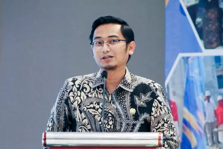 Ketua DPRD Kota Depok, Ade Supriyatna, menghadiri Kick Off Meeting Perencanaan Pembangunan Kota Depok Tahun 2027 yang diselenggarakan oleh Bappeda Kota Depok, di Balaikota Depok, Selasa (9/12).  (ist)