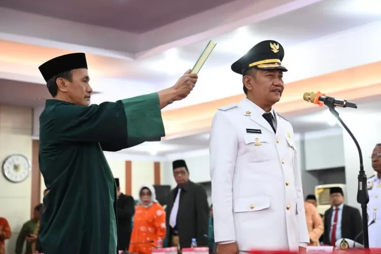 Rachmansyah Ismail saat dilantik dan diambil sumpahnya sebagai Pj Bupati Morowali pada tanggal 26 September 2023. 