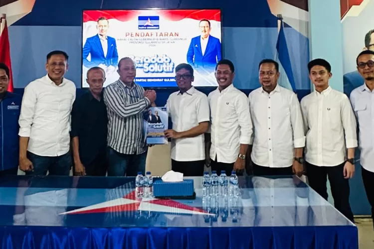 Tim Kerabat Adnan Purichta Ichsan ambil formulir di partai Demokrat dan PKB.