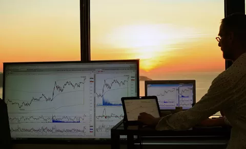 Investor Wajib Tahu Apa Itu Foreign Flow Saham ! Sering Jadi Indikator yang Sering Dipantau para Trader Nih Sob