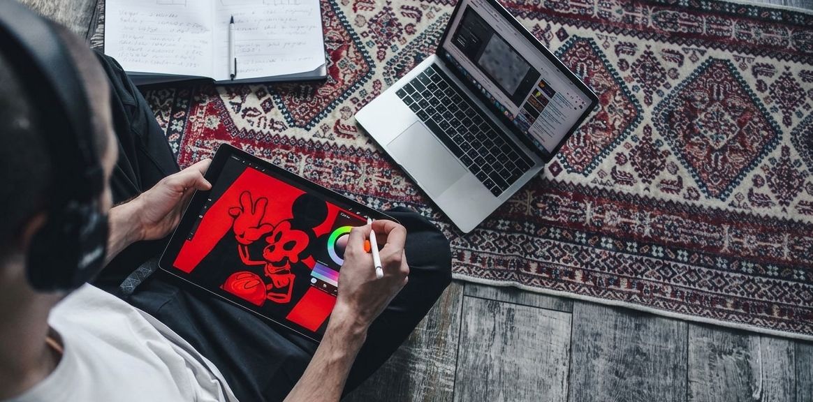 Punya Skill Desain? Simak panduan Memulai Jasa Desain Grafis yang Bisa Jadi Peluang Bisnis