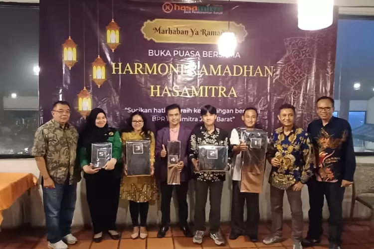 Kegiatan Bukber Hasa Mitra Jawa Barat di Gama Ikan Bakar dan Seafood, Taman Mini Indonesia Indah (TMII), Jakarta, Jumat (22/3). (ANDIKA EKA/RADAR DEPOK)