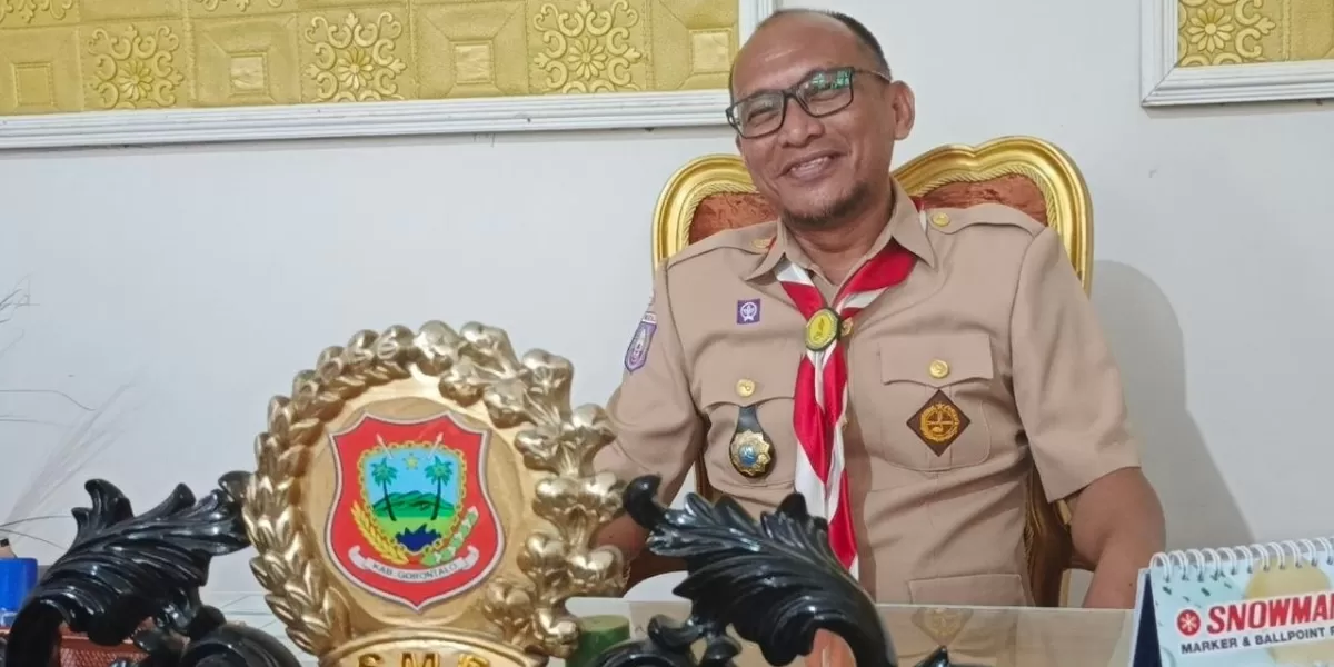 Kepala SMP Negeri 8 Satap Telaga Biru, Kabupaten Gorontalo, Imran Rahman, M.Pd. (Foto: Otanaha.id).