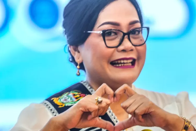 Neny Angelina JTP Hutabarat Bunda PAUD dan Bunda Literasi Taput.
