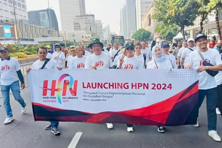 Menteri Koperasi Dan UKM, Ikuti Jalan Santai Launching HPN 2024 Di ...