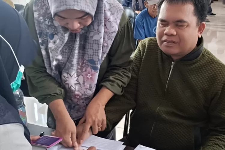 Warga penerima penerima bantuan sosial jaminan hidup dari Pemkab Morowali (Ist)