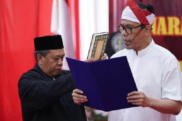 MUnarman saat mengucapkan sumpah setia kepada NKRI 