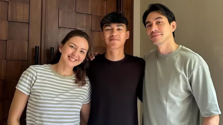 Donna Agnesia Ceritakan Tantangan Dampingi Anak Sekolah Sepak Bola di Portugal