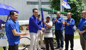 Serahkan Payung Usaha, Partai Gema Bangsa Ikut Kuatkan Ekonomi KerakyatanKerakyatan