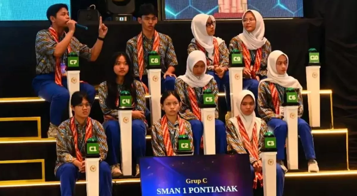 Potret para peserta Lomba Cerdas Cermat Empat Pilar MPR RI dari SMAN 1 Pontianak yang tidak akan mengikuti perlombaan ulang pasca polemik penilaian juri yang ramai jadi sorotan publik (setjen.mpr.go.id)