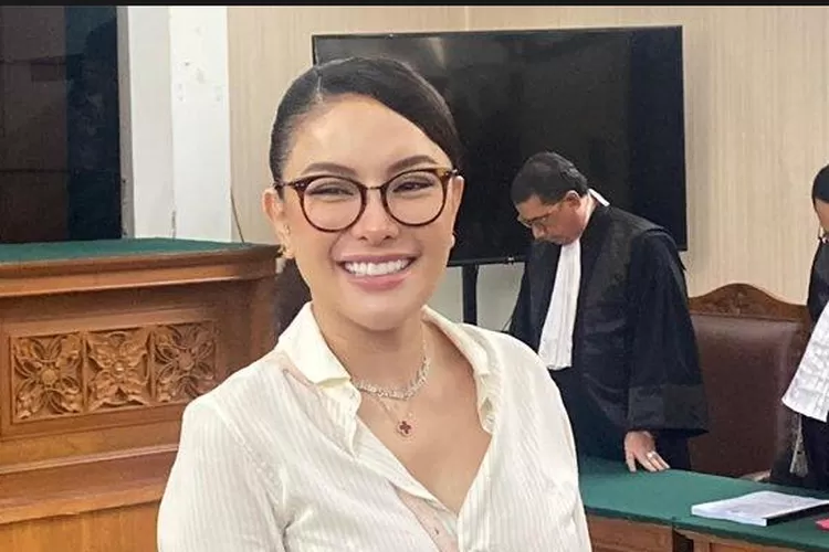 Nikita Mirzani Kecewa Data Rekening Pribadi Dibuka di Persidangan: "Privasi Saya Dilanggar"