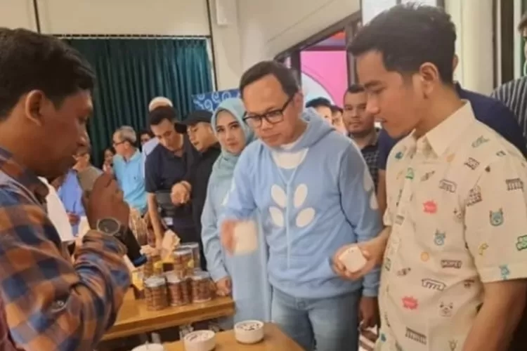 Pesona Jam Tangan Kayu Kisah Gembira Saat Gibran Temukan Harga