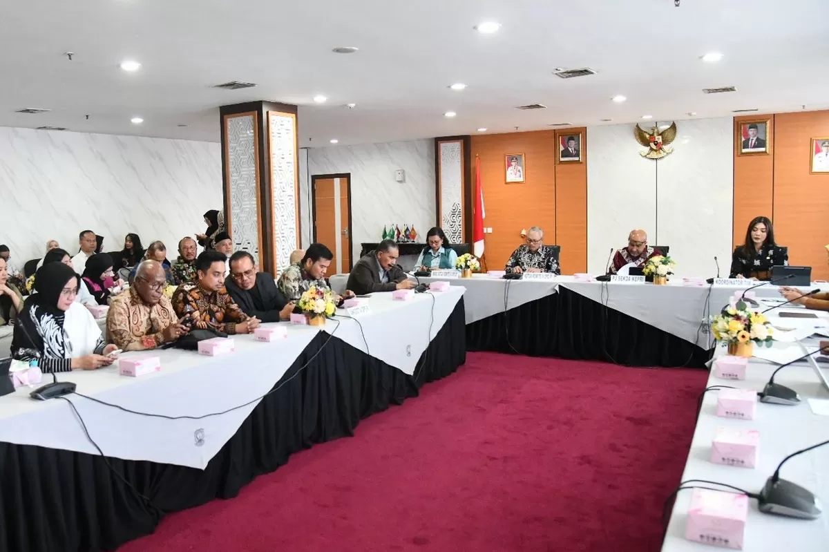 Komite IV DPD RI saat melakukan peremuan bersama sejumlah Kepala OPD di lingkungan Pemprov Kepri.(dok.Diskominfo Kepri)