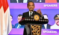 Konflik Iran-Israel Berpotensi Dongkrak Harga BBM, Menteri Bahlil: Doa dan Ikhtiar..