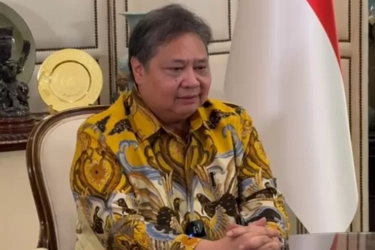 Airlangga Hartarto saat menyatakan mundur  dari Ketum Golkar