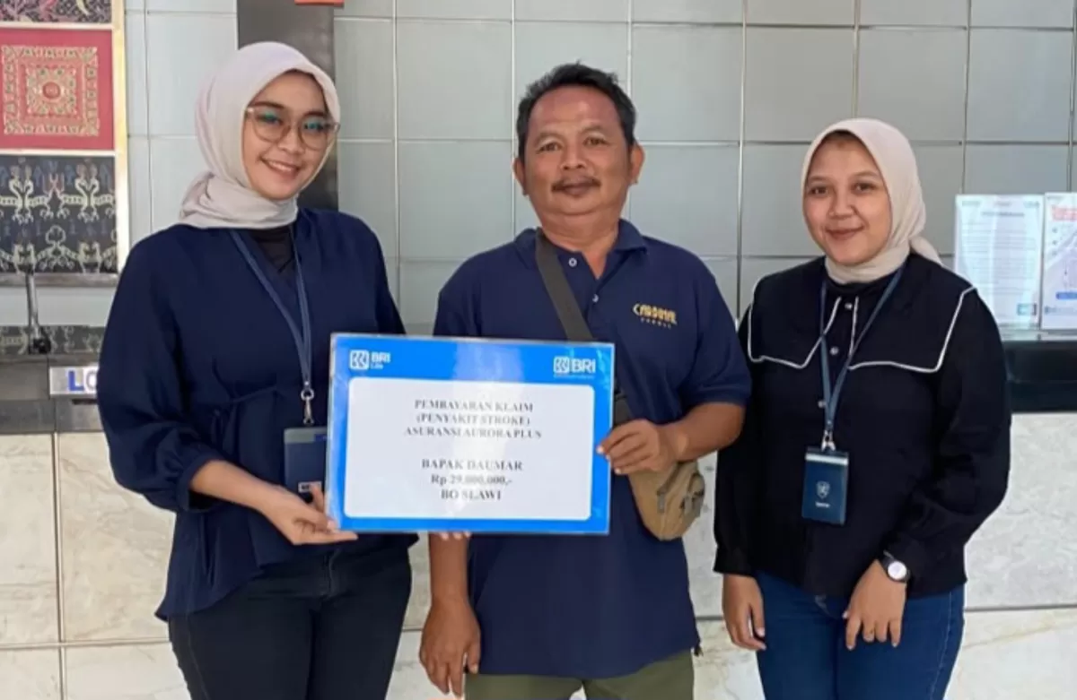 Nasabah BRI BO Slawi Terima Klaim Aurora Plus Rp29 Juta Akibat Stroke