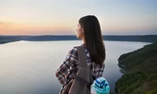 12 Tips Solo Traveling untuk Perempuan, Wajib Siapkan Ini