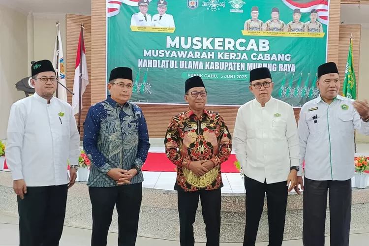 etua Komisi I di DPRD Mura Rejikinoor dalam kegiatan Muskercab PCNU Mura, Senin (3/6/2025) (kalteng Lima)