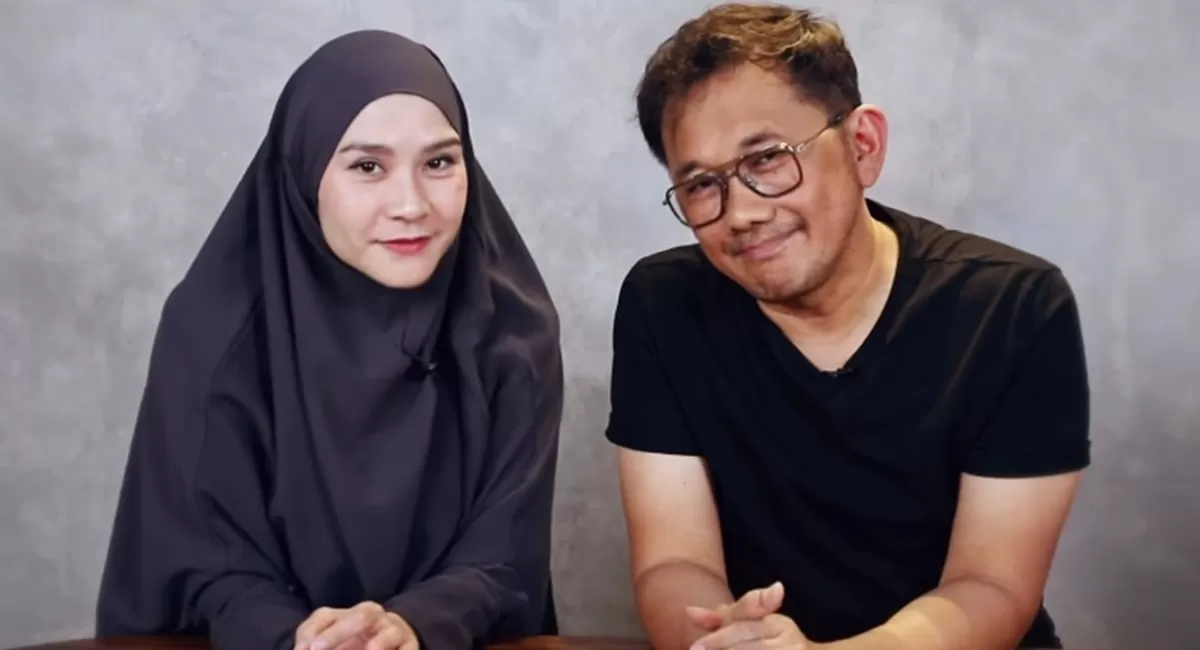 Potret Zaskia Adya Mecca dan Hanung Bramantyo yang hadir ke Pengadilan Militer Jakarta mengawal proses hukum kasus penganiayaan terhadap asistennya  (Instagram/zaskiadyamecca)