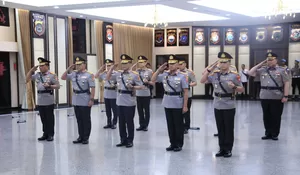 Kapolri Pimpin Pelantikan dan Sertijab Sejumlah PJU Mabes Polri dan Kapolda