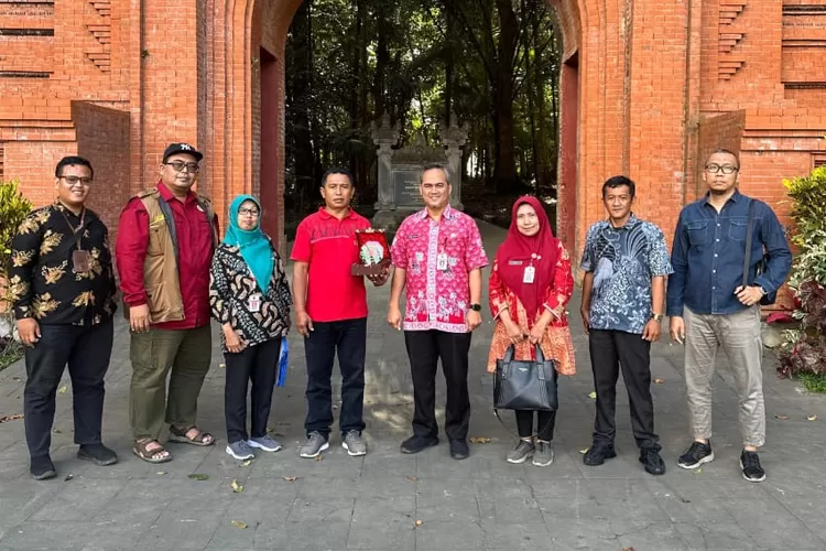 Susun Masterplan Kebun Raya Tinjomoyo, DLH Kota Semarang Studi Banding ke Bali