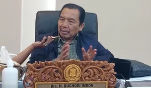 Buchori Imron Soroti Kontrak Payung Surabaya: Pemerintah Hemat, Kontraktor Bisa 'Bonyok'