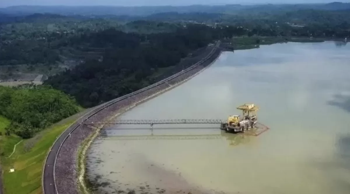 Gubernur Luthfi Kawal Penanganan Sedimentasi Waduk Mrica yang Sudah 93 Persen