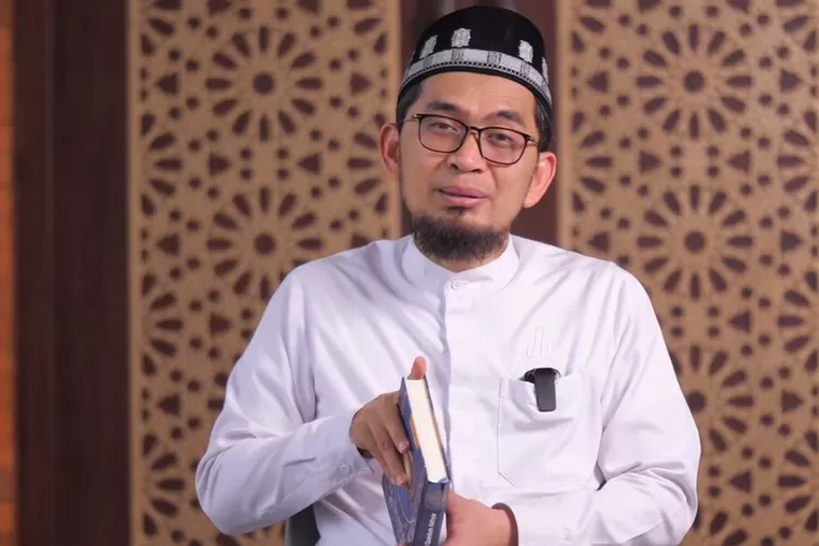 Ustaz Adi Hidayat (Tangkapan Layar YouTube Adi Hidayat Official)