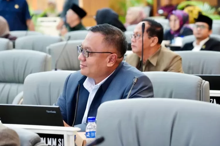 Anggota Komisi I Jawa Barat, Pradi Supriatna