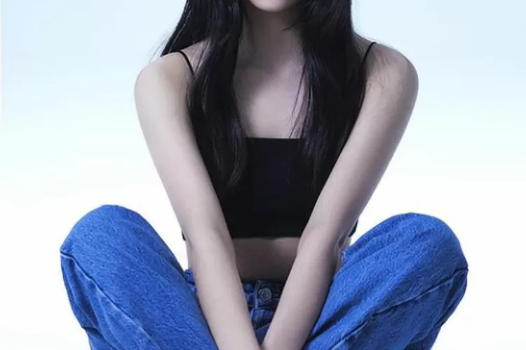Profil Dan Biodata Hong Eun Chae Le Sserafim Member K - vrogue.co