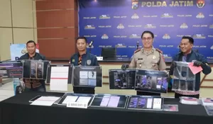 Polda Jatim Bongkar Bisnis 6.000 Kartu SIM Bodong, Pelaku Raup Rp100 Juta dan Pasarkan Judi Kamboja