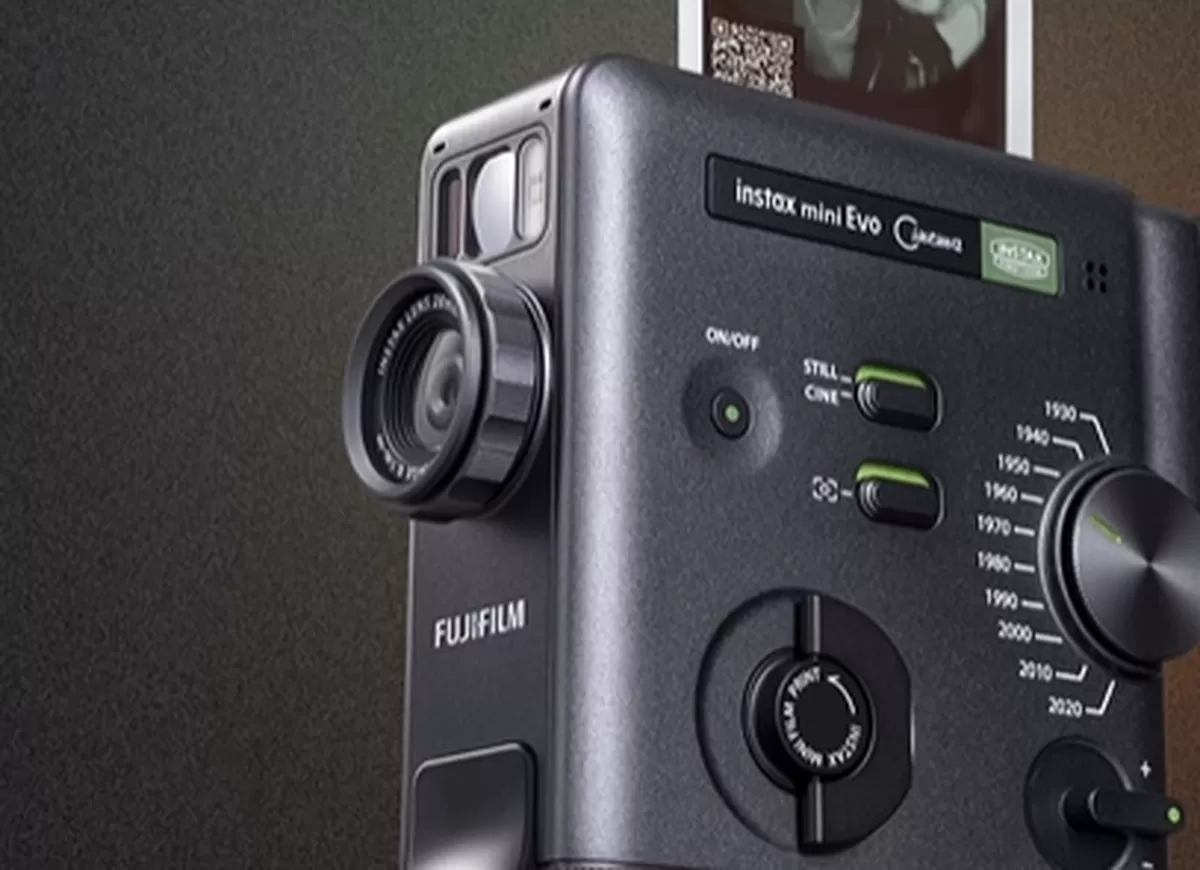 Fujifilm Indonesia Luncurkan Instax mini Evo Cinema dan mini Link+ (Instagram @instaxindonesia)