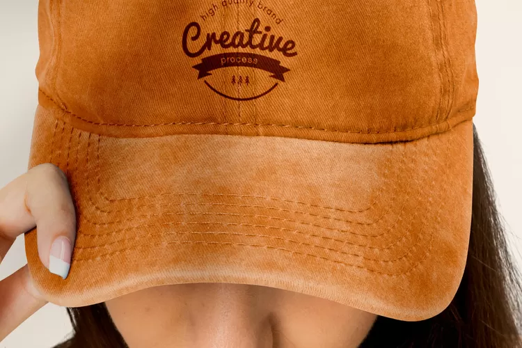 Ilustrasi - Memakai topi (Foto/Freepik - rawpixel.com)