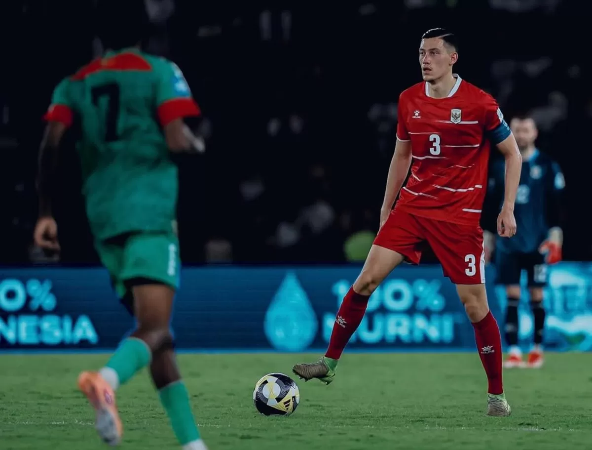 Aksi Kapten Timnas Indonesia Jay Idzes saat laga pertama FIFA Series 2026, beberapa hari lalu. Indonesia harus puas finis sebagai runner-up usai kalah di final. (IG jayidzes)