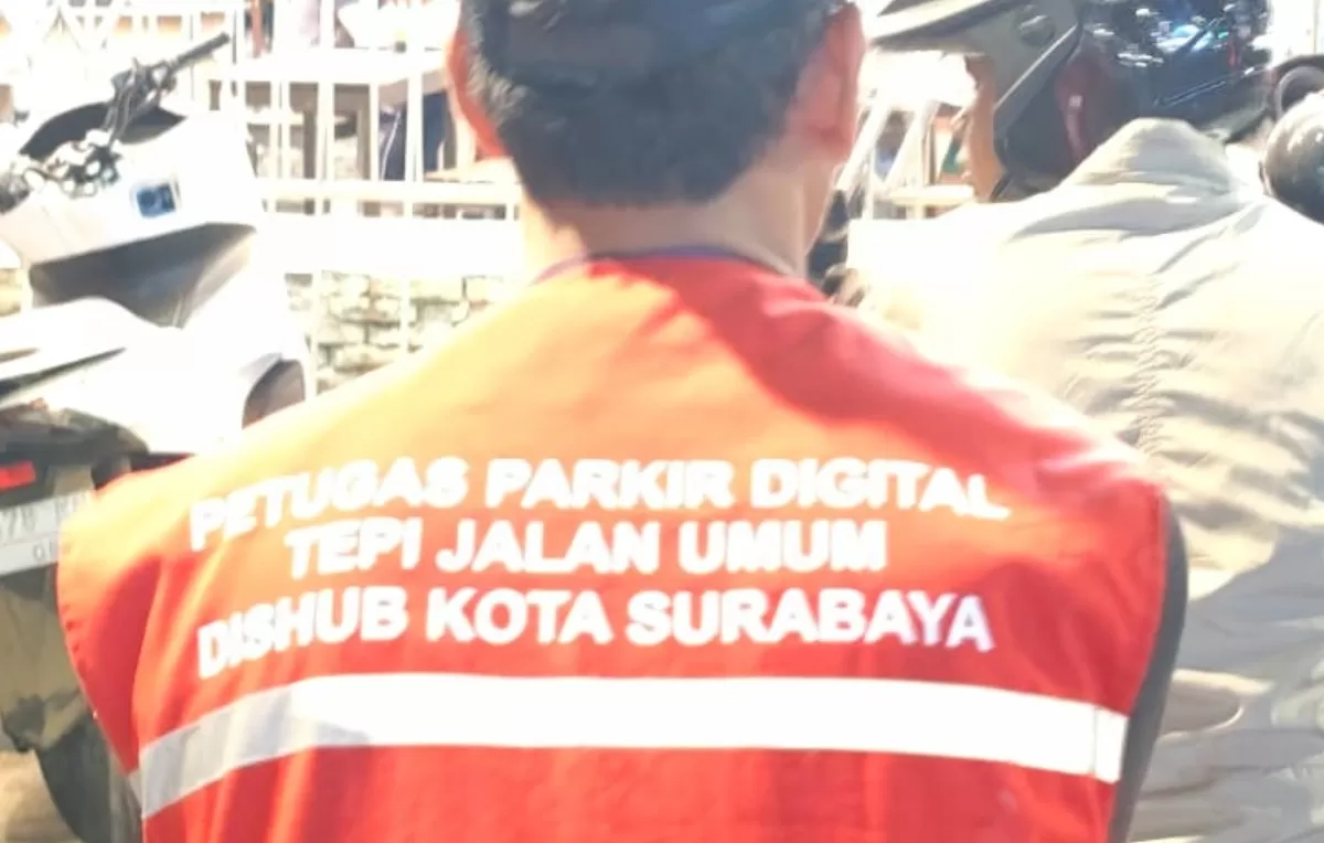 Salah satu Jukir kota Surabaya